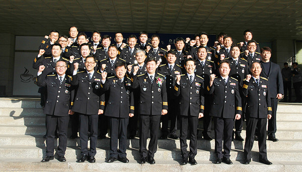 경기 의정부경찰서는 20일 5층 대강당에서 제83대 곽영진 의정부경찰서장 취임식을 가졌다.