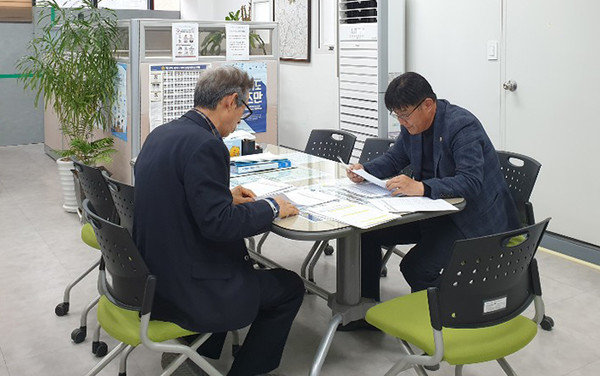 김경호 경기도의원은 최근 가평상담소에서 그동안 민원 접수된 사항과 진행 처리방안을 점검했다.