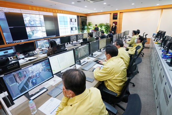 동대문구청 CCTV통합관제센터에서 열린 스마트 CCTV 기능 시연회 [동대문구 제공]