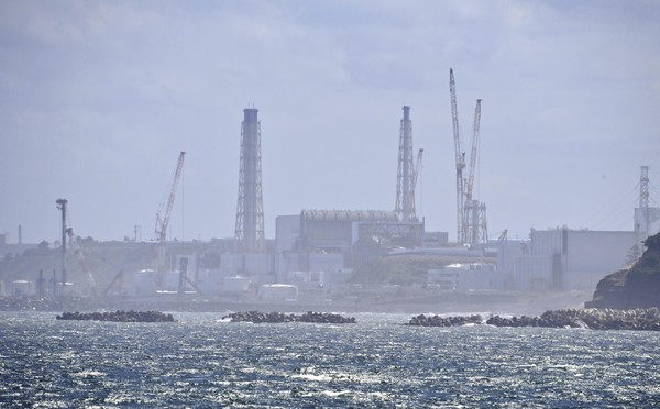 일본이 국내외에서 제기되는 반대를 무릅쓰고 지난 24일 오후 1시께 후쿠시마 제1원자력발전소 오염수(일본 정부 명칭 '처리수')의 해양 방류를 시작했다. 사진은 이날 촬영된 후쿠시마현 나미에 소재 후쿠시마 제1원자력발전소의 모습. [AP·교도=연합뉴스]