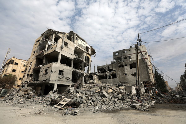 가자시티에서 공습으로 파괴된 건물 [EPA=연합뉴스]