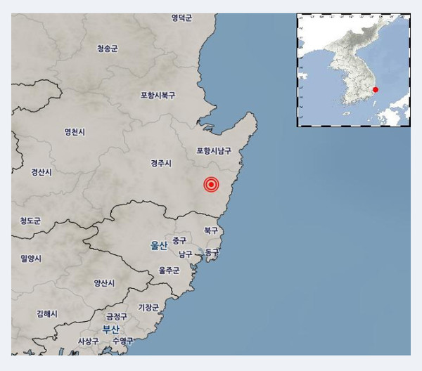 30일 오전 4시 55분 25초 경북 경주시 동남동쪽 19km 지역에서 규모 4.0의 지진이 발생했다고 기상청이 밝혔다. 진앙은 북위 35.79도, 동경 129.42도이다. [연합뉴스]