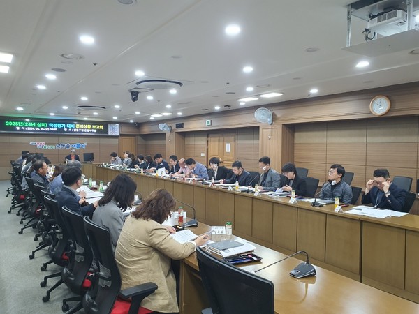 인천 남동구는 최근 한기용 부구청장 주재로 ‘2025년(2024년 실적) 국정평가 대비 준비상황 보고회’를 개최했다고 29일 밝혔다. [남동구 제공] 